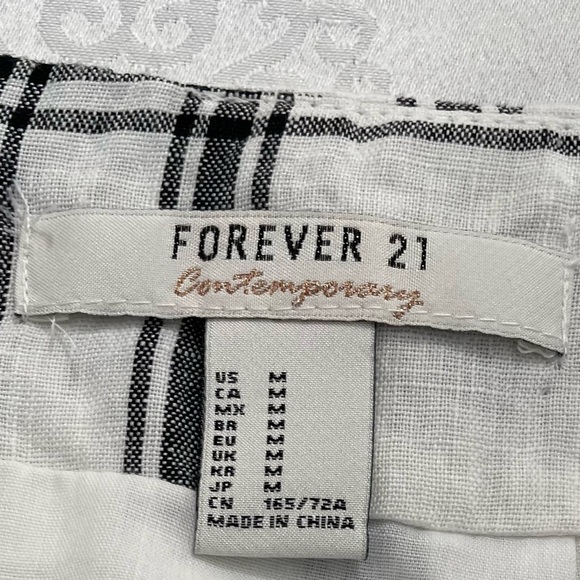 Forever 21 women’s 100%Linen white black plaid buttons front mini skirt size M - Picture 3 of 4